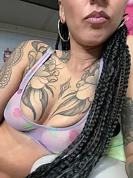 Nadiasexy online show from March 22, 4:47 pm