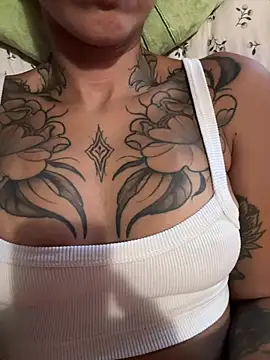 Snapshot of Nadiasexy chatting on July 8, 5:50 pm Nadiasexy online show from July 8, 5:50 pm
