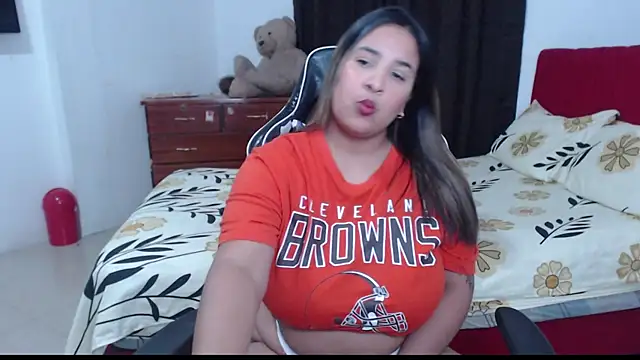 Snapshot of KathyHardcore69 chatting on October 10, 12:20 am KathyHardcore69 online show from October 10, 12:20 am