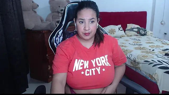 Snapshot of KathyHardcore69 chatting on October 31, 12:55 am KathyHardcore69 online show from October 31, 12:55 am