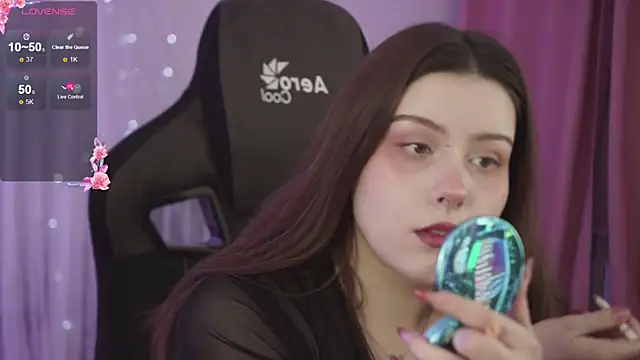 CoralineKeyns online show from March 19, 5:30 am