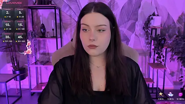 CoralineKeyns online show from October 17, 5:43 am