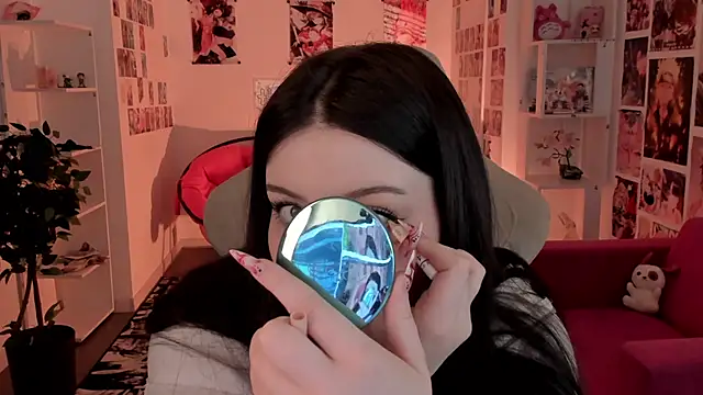 CoralineKeyns online show from February 6, 6:18 am