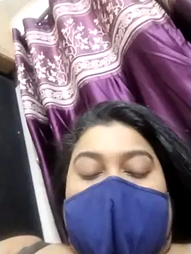 Snapshot of indianlisa5 chatting on November 19, 9:37 pm indianlisa5 online show from November 19, 9:37 pm