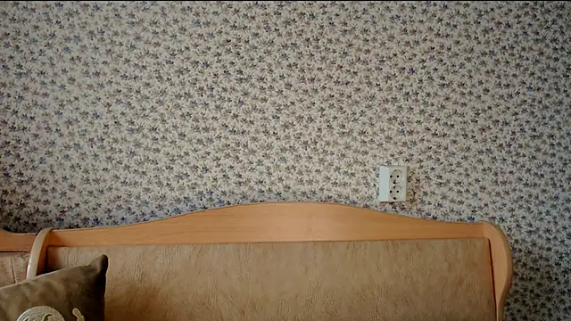 Snapshot of Tinadream20 chatting on February 14, 10:59 am Tinadream20 online show from February 14, 10:59 am