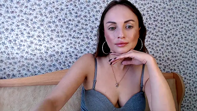 Snapshot of Tinadream20 chatting on June 27, 7:46 am Tinadream20 online show from June 27, 7:46 am