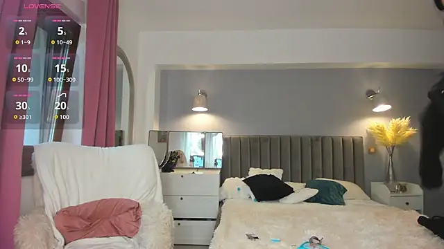 Awesome Jolie online show from October 23, 6:23 am