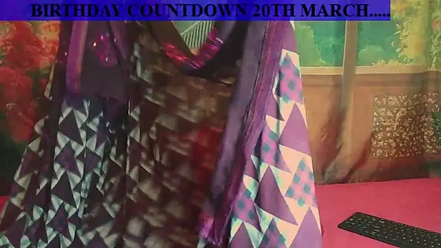 RoyalIndianCreamPuff online show from March 14, 6:35 pm