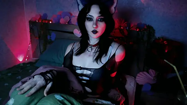 Snapshot of Rory_Pink chatting on February 11, 1:49 pm Rory Pink online show from February 11, 1:49 pm