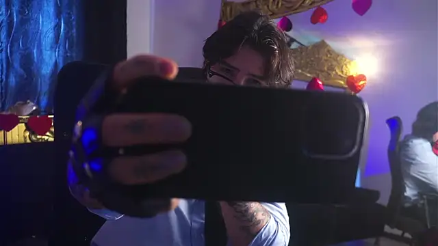 dantecoppolaa  online show from February 15, 5:07 pm