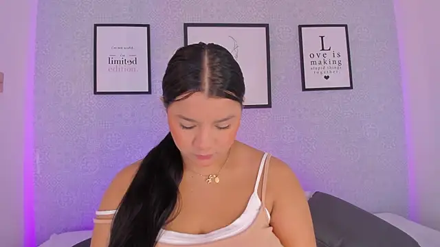 Natasha harper online show from December 16, 11:59 am