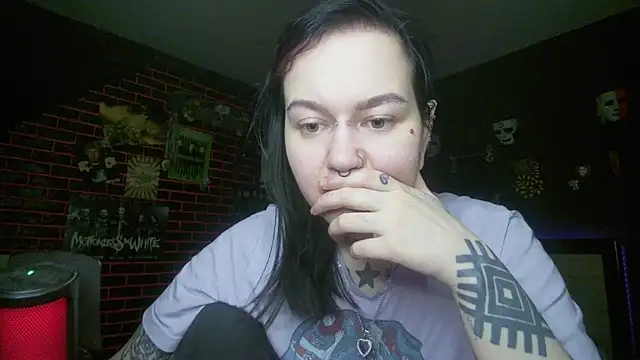 MoorderxDoll online show from March 8, 7:39 pm