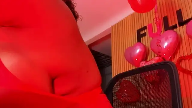 AliciaMiilf online show from February 14, 8:26 pm