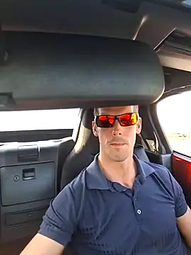 John19893 online show from February 5, 1:44 pm