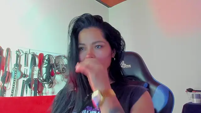 scarlet-kennedy98 online show from February 2, 7:34 pm