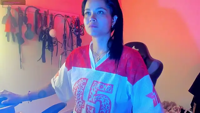 scarlet-kennedy98 online show from July 17, 8:46 pm