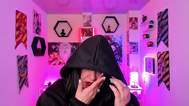 Luise Meyrink online show from February 1, 8:08 am