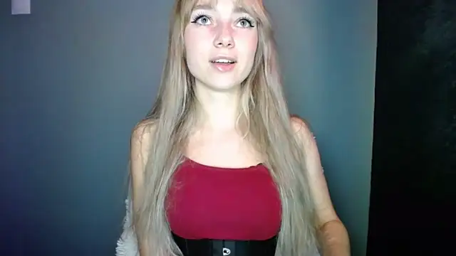 LuciaYoung online show from October 23, 6:28 pm