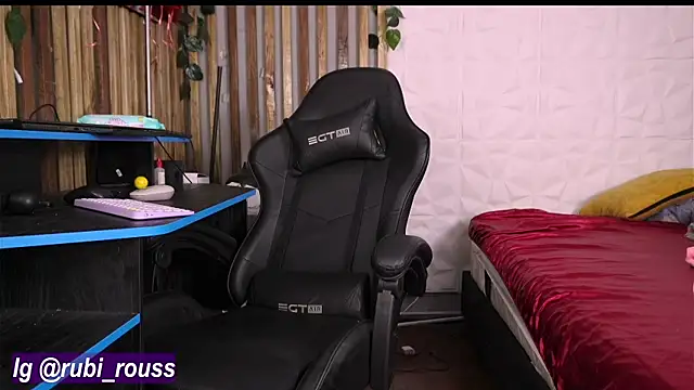 argiee taylorxs2 online show from December 22, 2:06 am