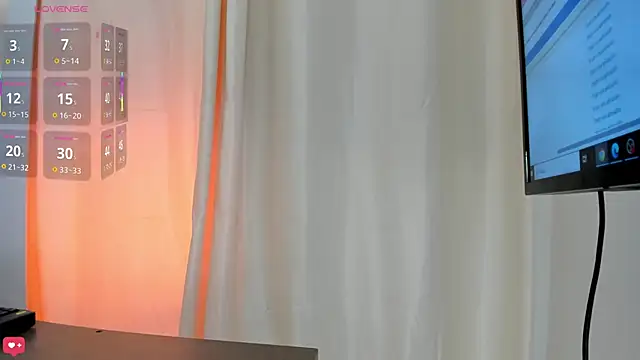 Sally Azmani  online show from November 29, 12:30 pm