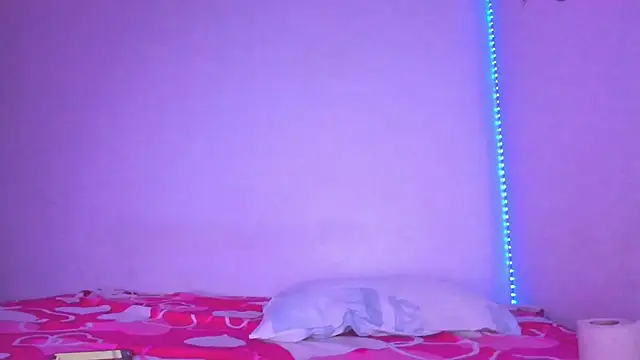 kimbaileys online show from December 24, 5:05 am