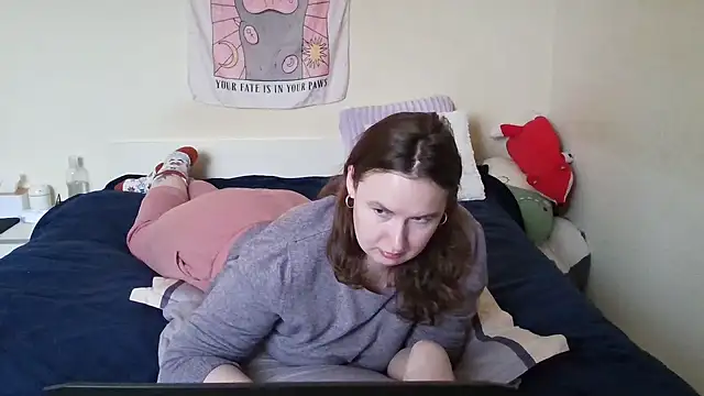 Snapshot of franceska_blue chatting on December 20, 1:11 pm franceska blue online show from December 20, 1:11 pm