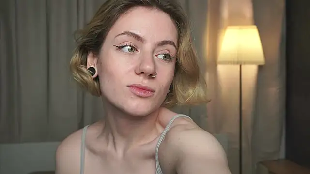 PixieMeow  online show from March 16, 5:17 pm