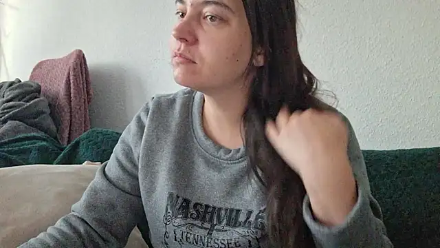 Cyndee Winter online show from October 18, 3:46 pm