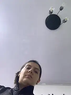 Snapshot of SamaraLincolnn chatting on May 25, 3:51 pm SamaraLincolnn online show from May 25, 3:51 pm