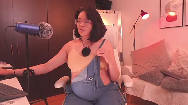 Anah s online show from January 7, 12:02 am