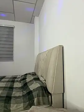 Melanyeee online show from March 10, 2:05 am