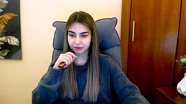 Snapshot of Lili_magic chatting on January 27, 3:18 pm Lili magic online show from January 27, 3:18 pm