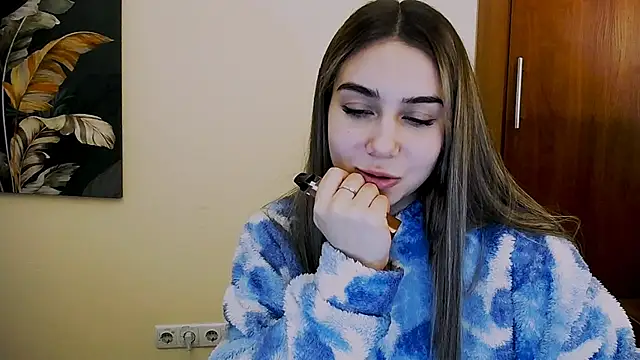 Snapshot of Lili_magic chatting on February 26, 3:52 pm Lili magic online show from February 26, 3:52 pm