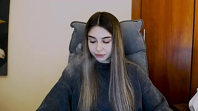 Snapshot of Lili_magic chatting on March 19, 12:45 pm Lili magic online show from March 19, 12:45 pm