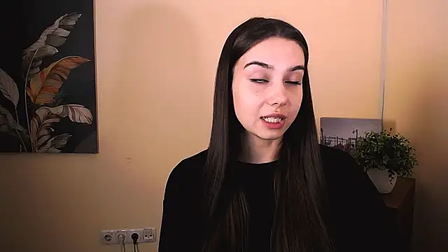 Snapshot of Lili_magic chatting on September 28, 12:43 pm Lili magic online show from September 28, 12:43 pm