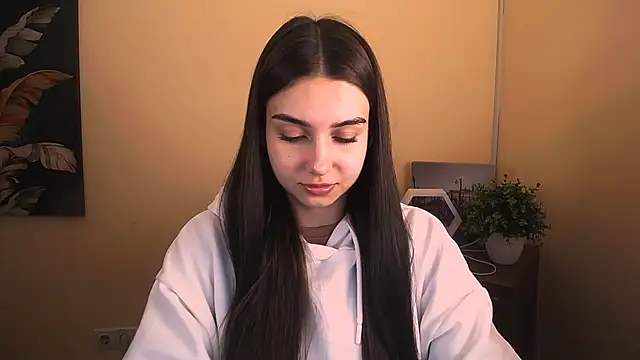 Snapshot of Lili_magic chatting on October 15, 7:52 am Lili magic online show from October 15, 7:52 am