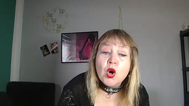 Blasflittchen online show from November 4, 10:58 am