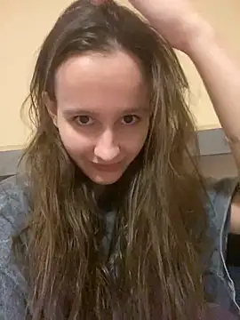 babywaifu online show from February 13, 4:39 pm