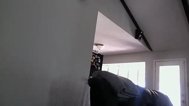 Snapshot of bella8769 chatting on February 27, 7:47 pm bella8769 online show from February 27, 7:47 pm