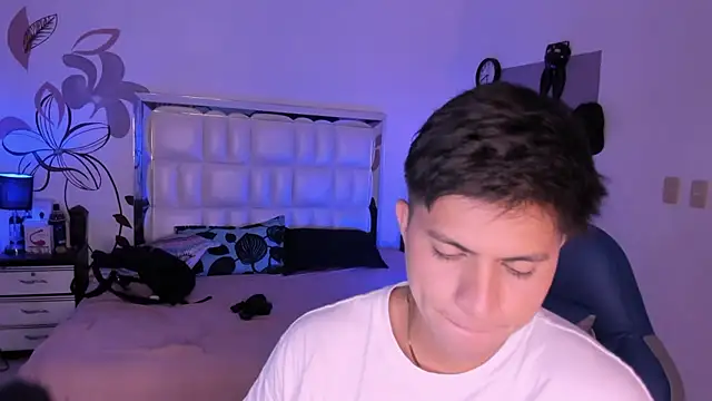 Niicky1  online show from January 24, 8:54 pm