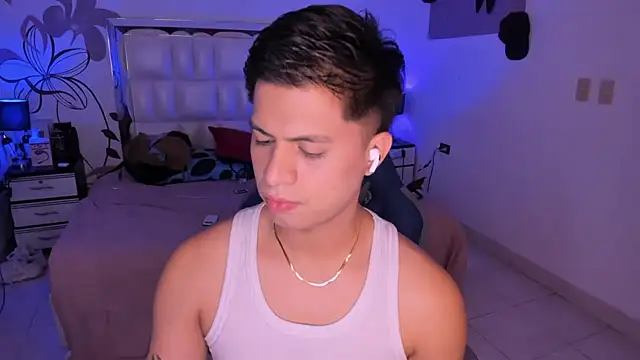 Niicky1  online show from January 30, 8:31 pm