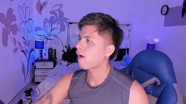 Niicky1  online show from February 9, 8:34 pm