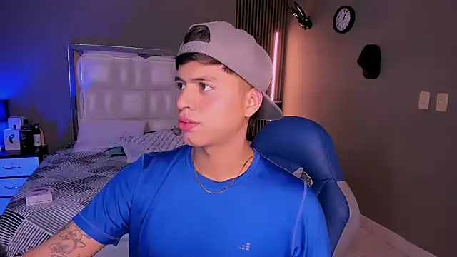 Niicky1  online show from March 10, 8:56 pm