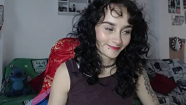 kitty22  online show from December 10, 3:22 pm