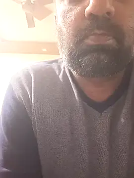 Snapshot of lund_lol chatting on February 27, 12:13 pm lund lol online show from February 27, 12:13 pm