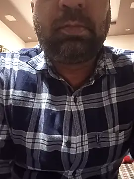 Snapshot of lund_lol chatting on March 6, 1:35 pm lund lol online show from March 6, 1:35 pm