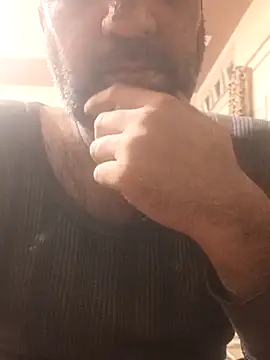 Snapshot of lund_lol chatting on March 6, 6:16 pm lund lol online show from March 6, 6:16 pm