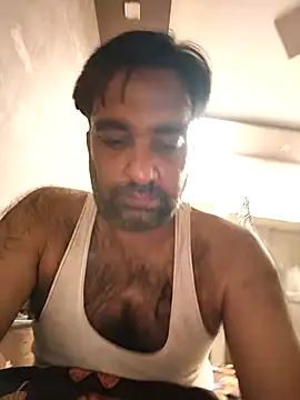 Snapshot of lund_lol chatting on October 15, 5:46 pm lund lol online show from October 15, 5:46 pm
