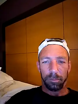 Treemandude online show from November 27, 7:38 pm