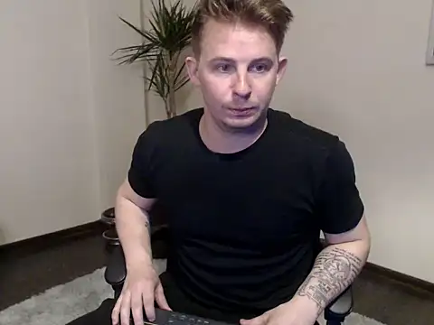 LandonYork online show from April 30, 6:03 pm